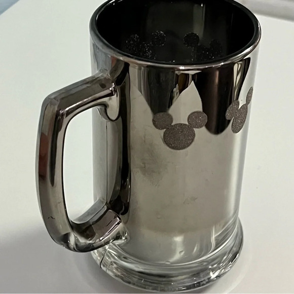 Vintage Disney chrome / mirrored mug / handled beer drinking glass - Picture 9 of 12